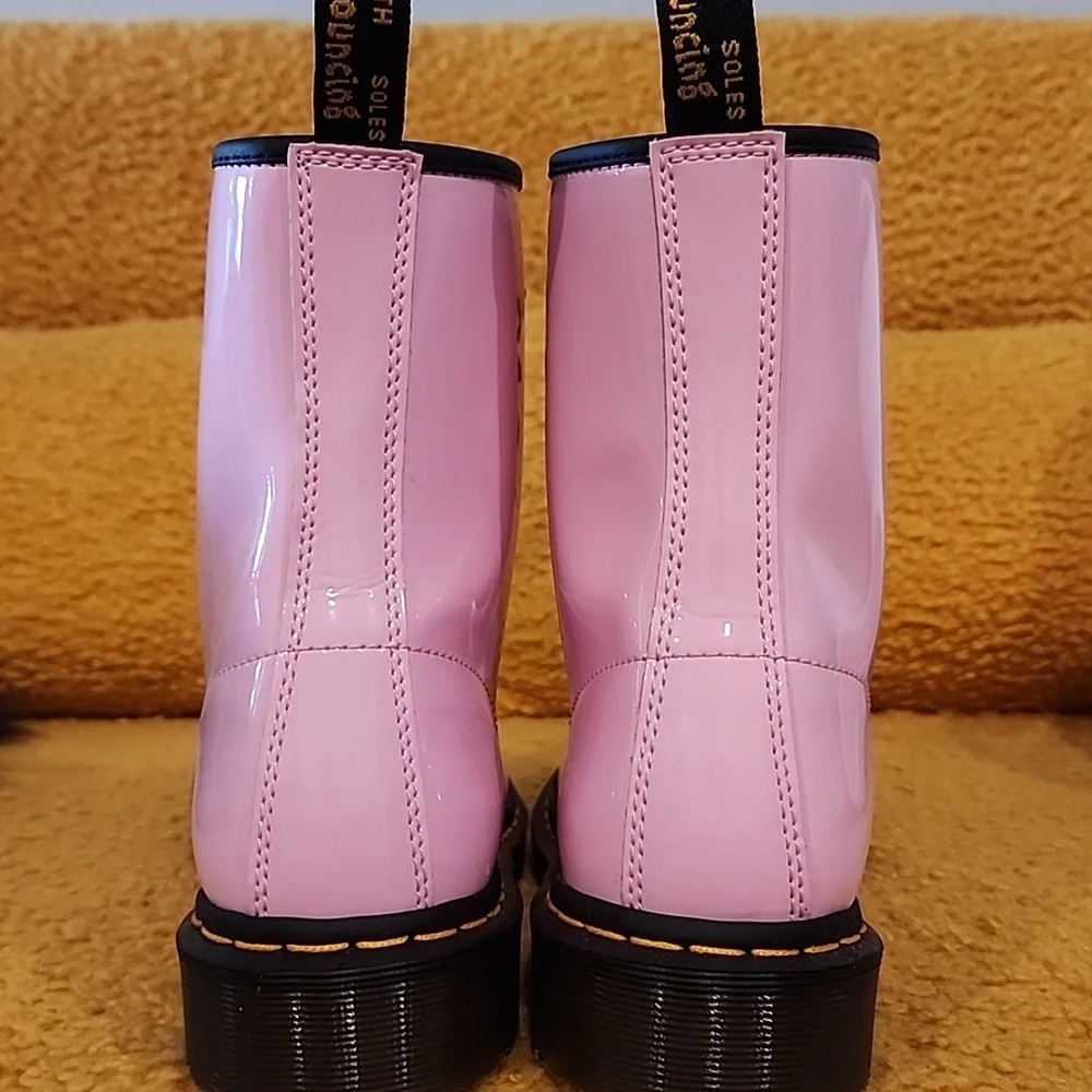 Dr. Marten 1460 Pale Pink Patent Leather Boot 10W/8.5M (US) Brand New - Picture 4 of 7